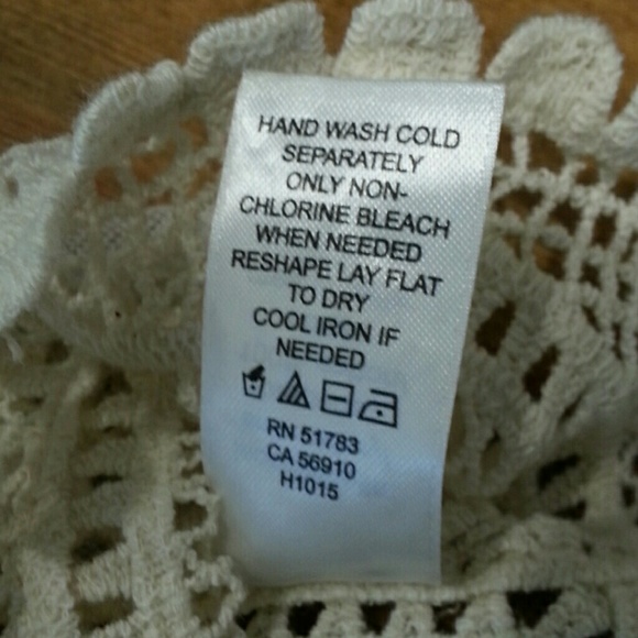 Lace and Crocheted Top - Picture 5 of 7